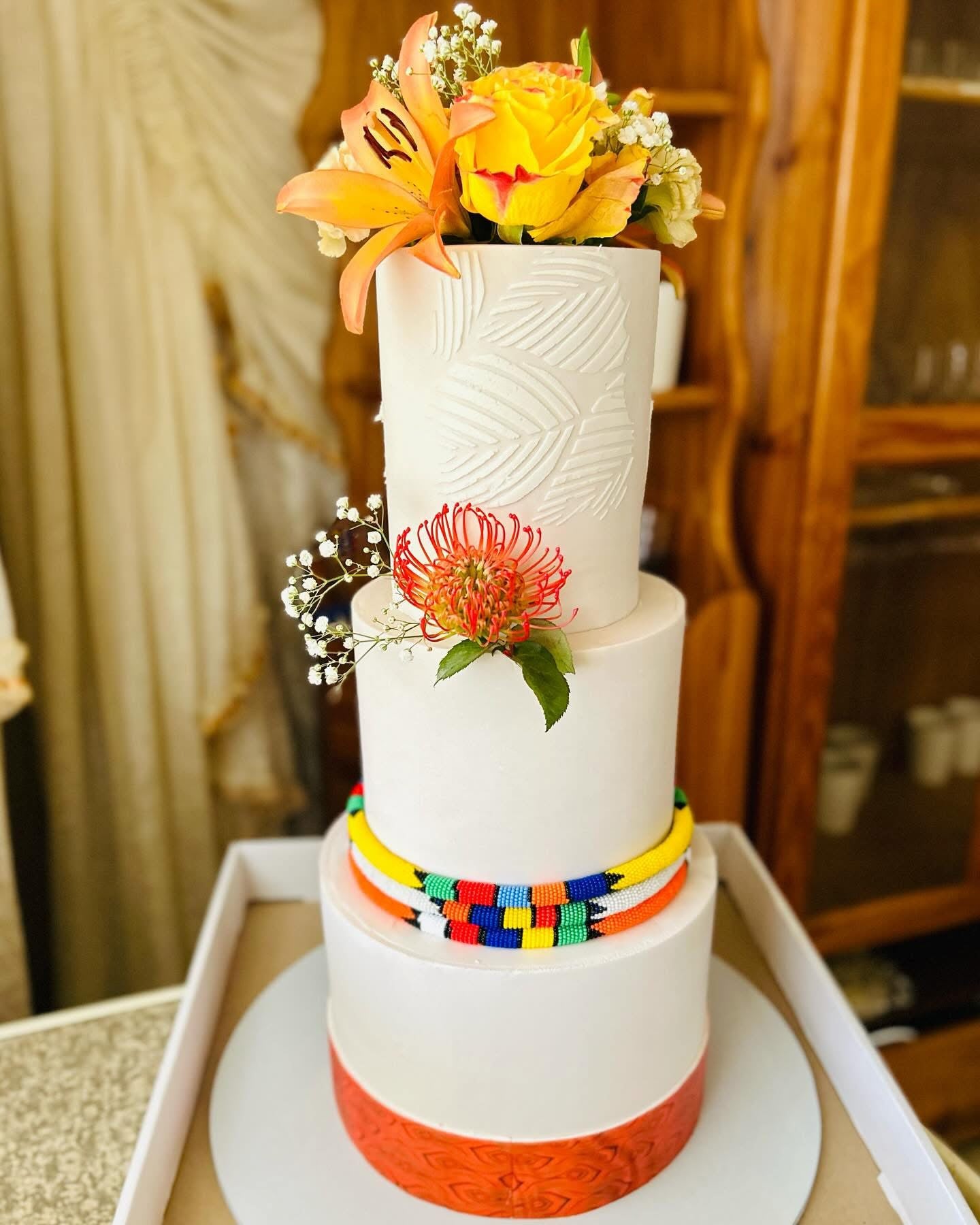 3 Tier Vibrant Traditional Wedding Cake