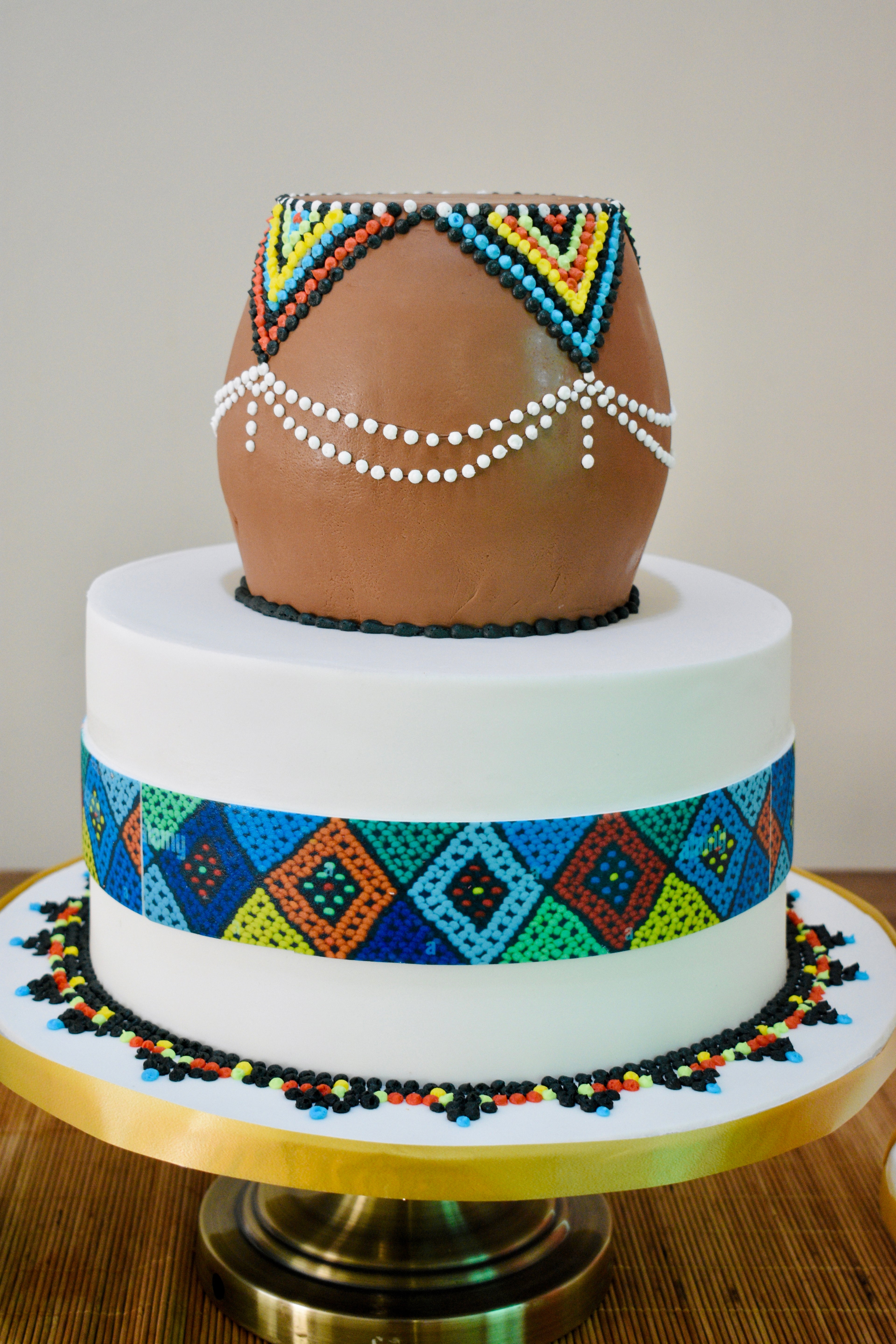2 Tier Calabash Membeso Cake