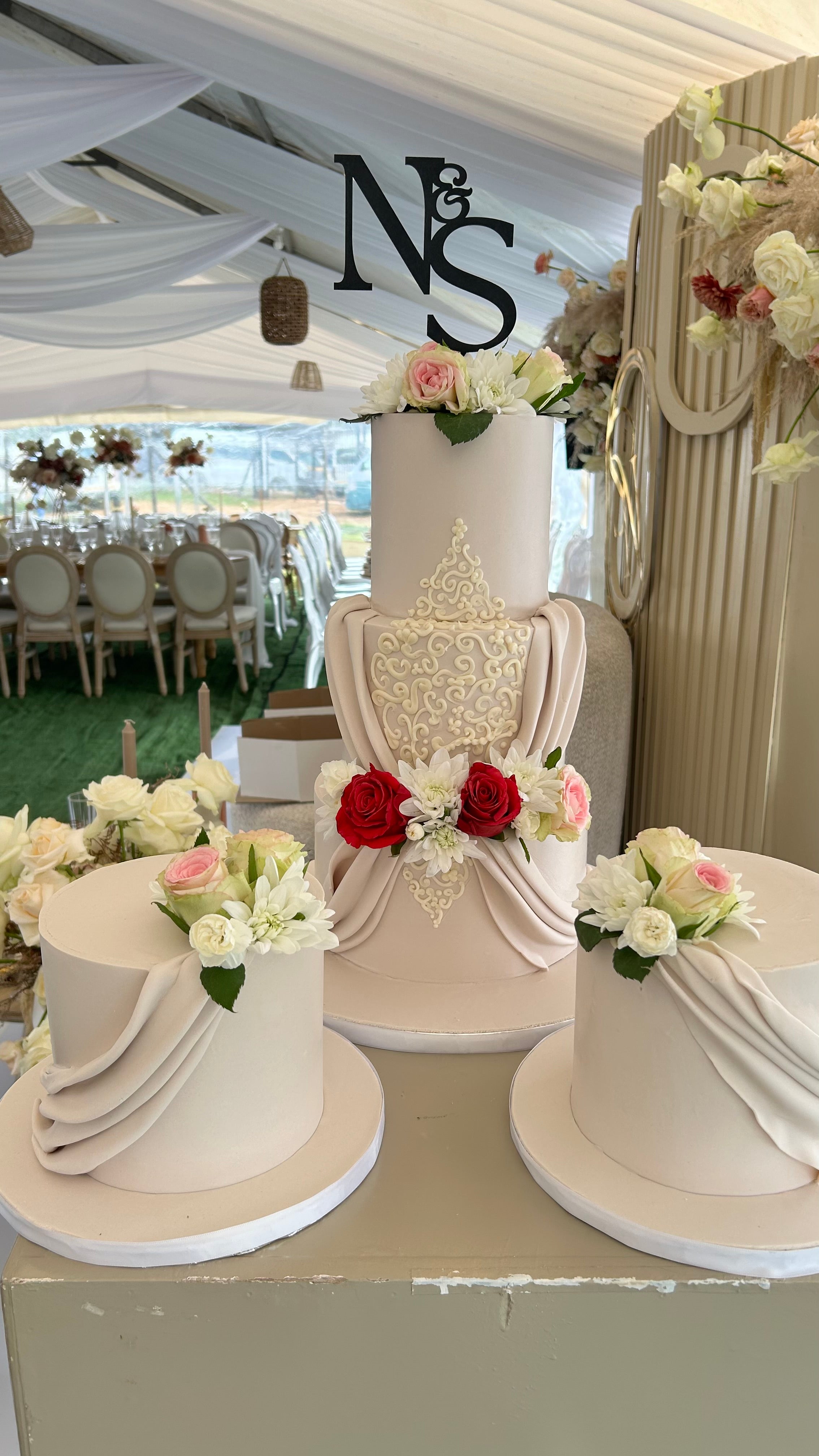 5 Tier Vintage Style Wedding Cake