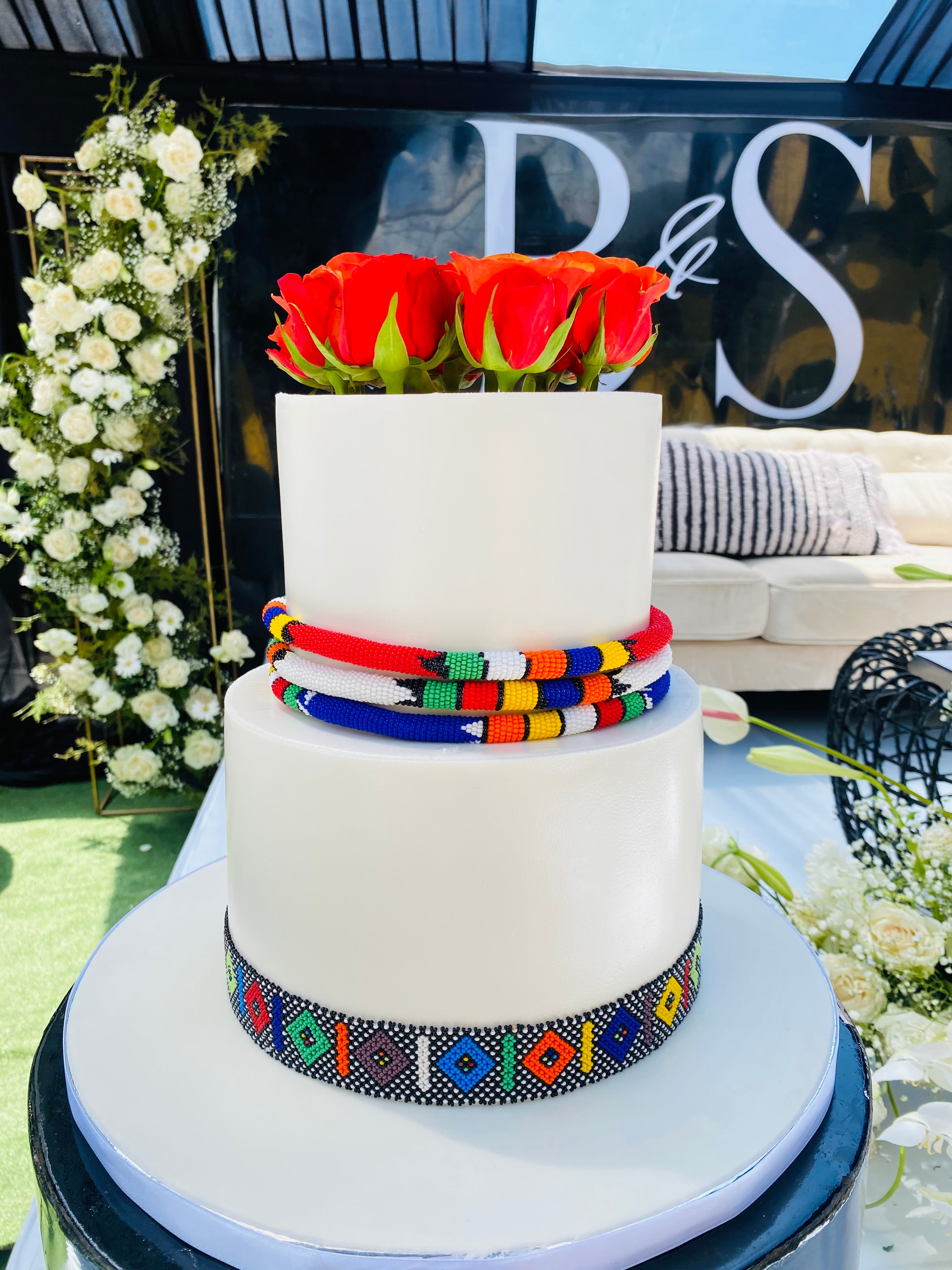2 Tier Modern Membeso Cake