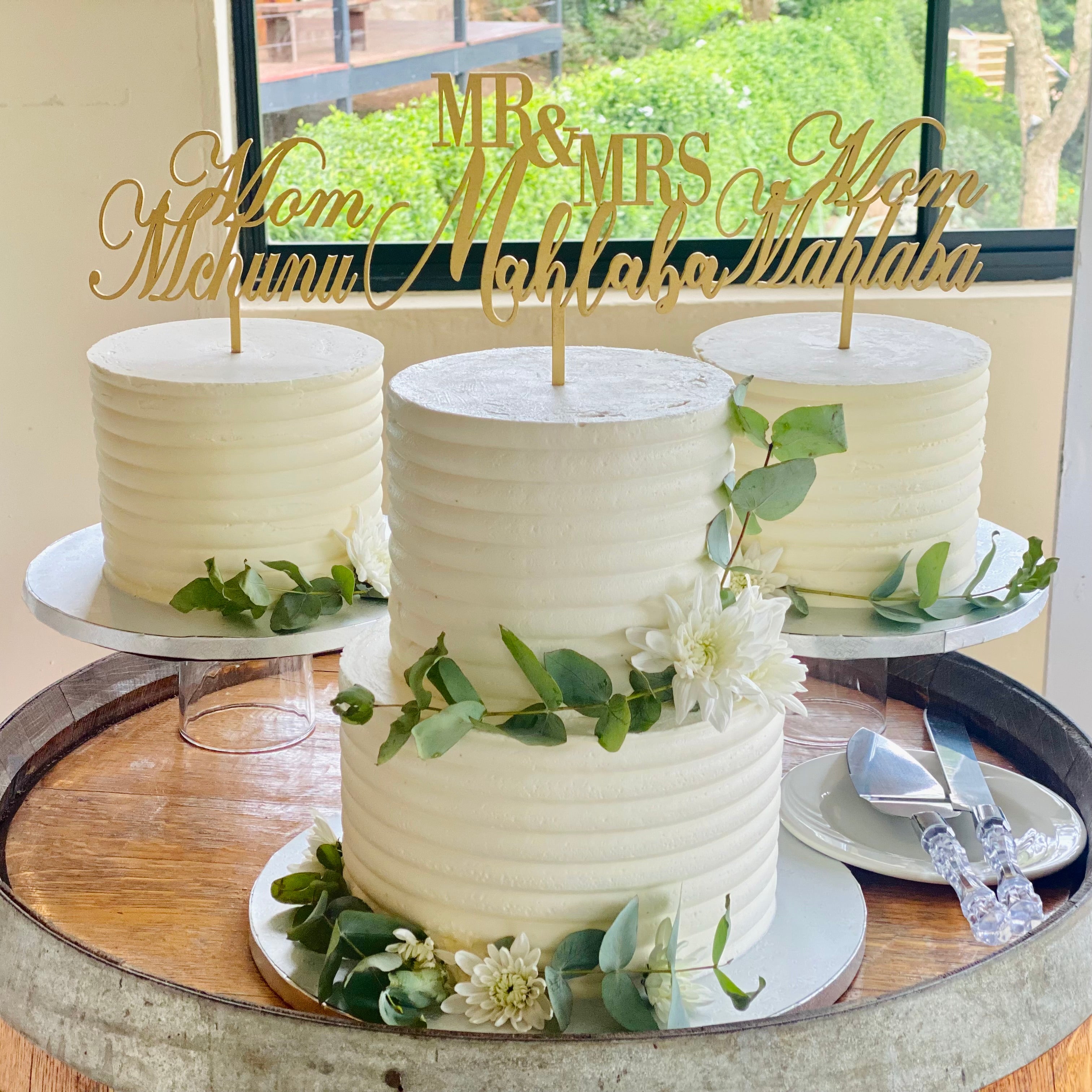 4 Tier Fluted Wedding Cake
